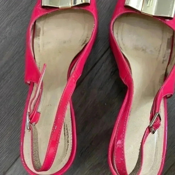 Kate Spade Barbie  Pink Leather Block Heels with Golden Bow- US 8- Italy - Picture 8 of 12